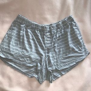 Sonoma women’s sleep shorts L